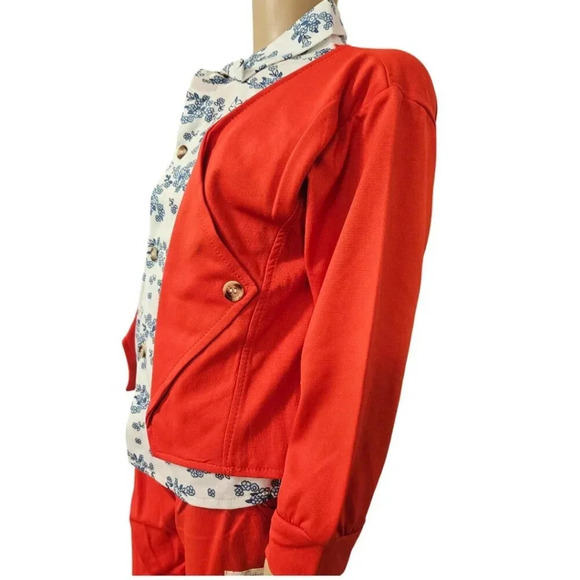 18-24M 2pcs Red Orange and White with Blue  Flower Faux Suit - Picture 4 of 11